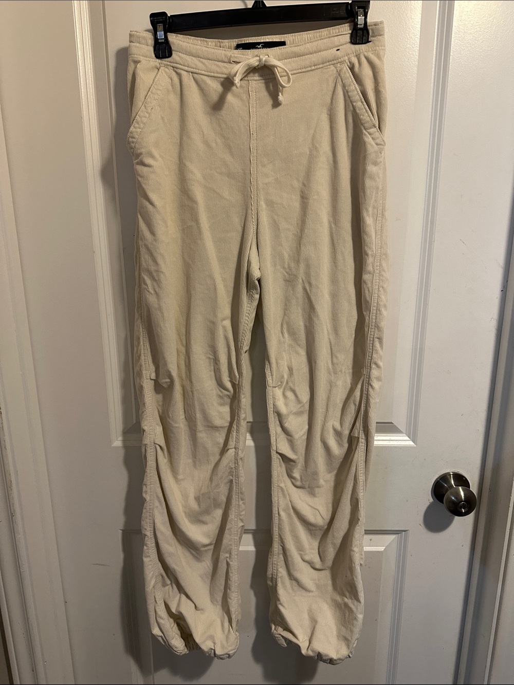 Hollister Cream Drawstring Track Pants with Gathered Ankles